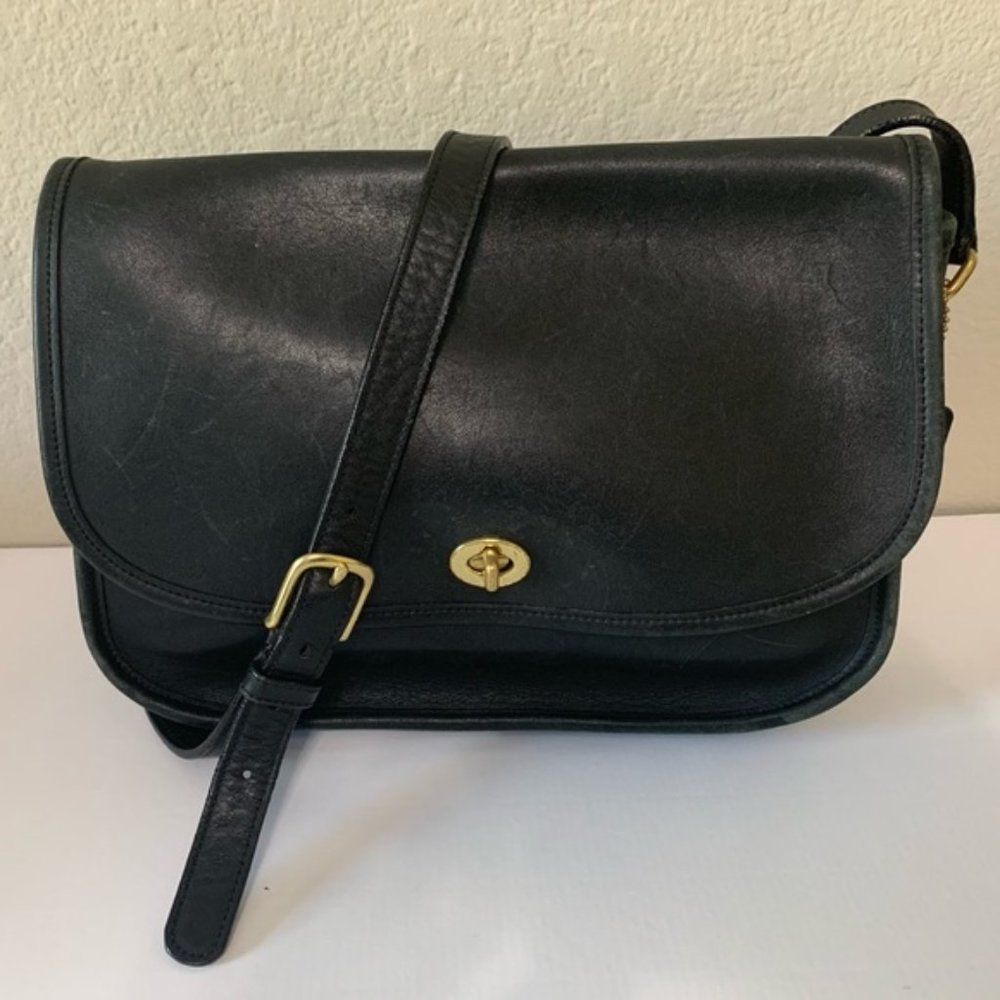 COACH Vintage Black Leather Cross body - Picture 1 of 8
